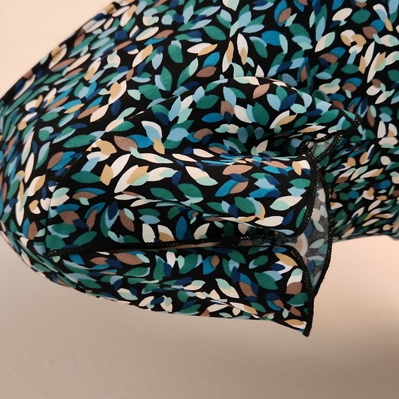 BCX faux wrap top - Picture 5 of 5